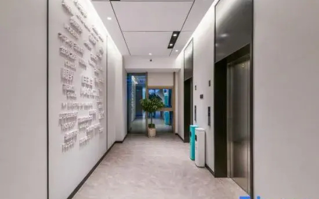 Magnolia Business Hotel (Jiaxing Nanhu Science and Technology City Branch)