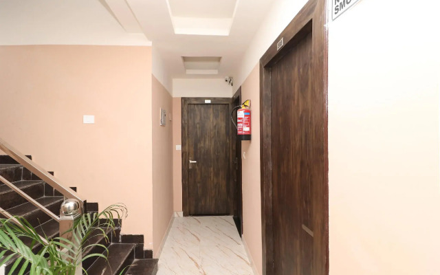 OYO 14801 Hotel Ganges Glory