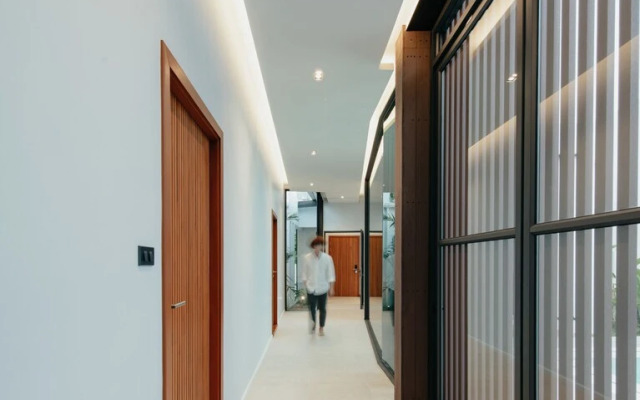 H2 Pool villa