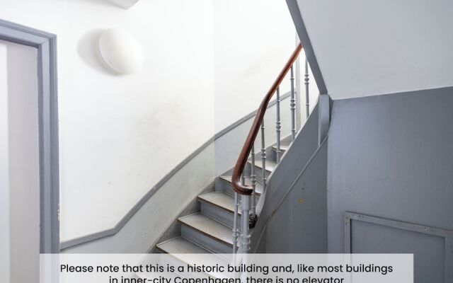Sanders Stage - Chic 3-bdr Apt Near Nyhavn