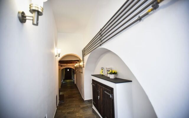 YellowBoot Aparthotel