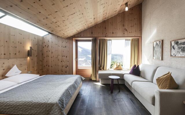 Modern apartment in Seis am Schlern with balcony