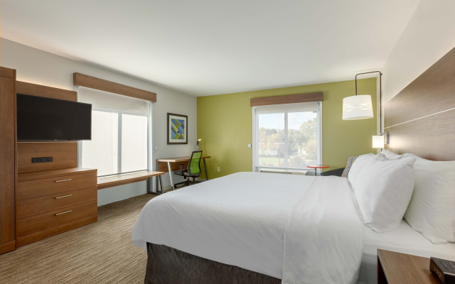 Holiday Inn Express Hotel & Suites Vestal by IHG