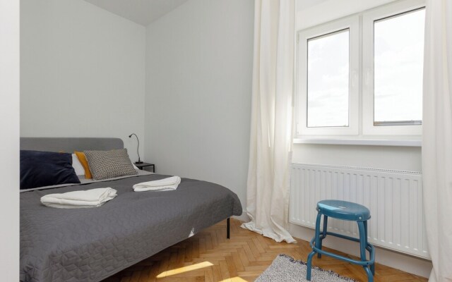 Modern Studio Abramowskiego by Renters