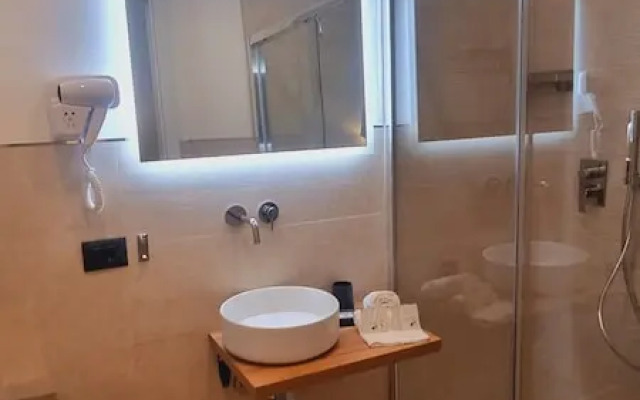 Eva Luxury Suite