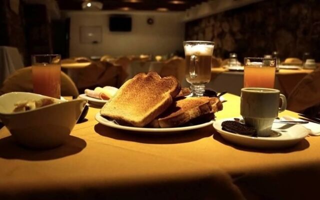 Hotel Reina Victoria