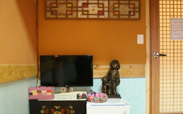 Gangneongjeon Hanok Stay