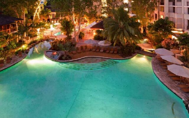 Luxury Apartment at Sea Temple Palm Cove 2 Bed 2 Bath