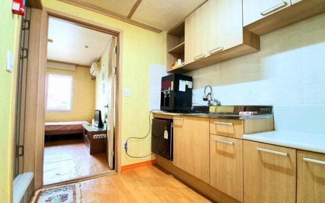 Happy Garden Guest House