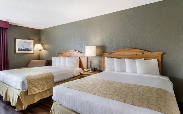 Ramada Seekonk/Providence Area