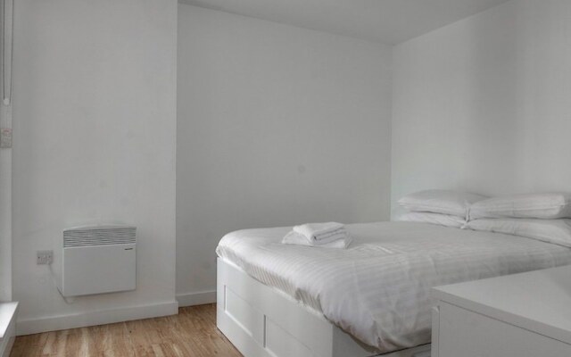 Stunning & Spacious 2BR Apartment in Mediacityuk