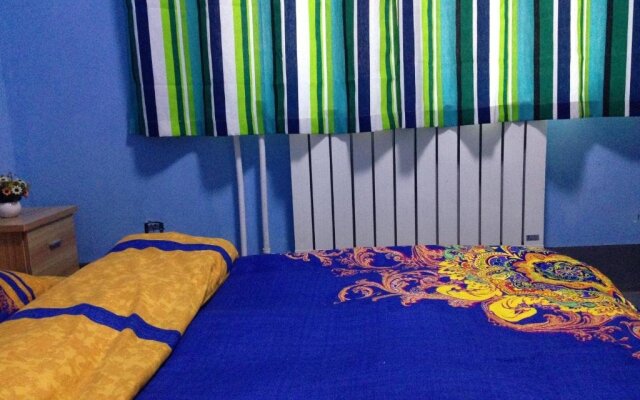 Huakai Shijian Youth Hostel