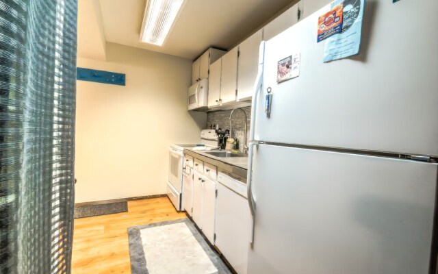 Whistler Townhome Cedar 22