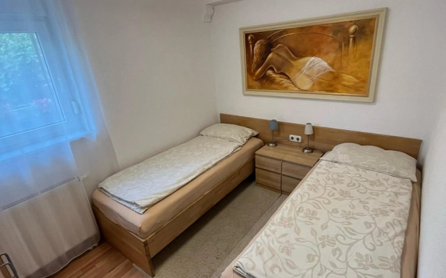 Ruhige geräumige Wohnung