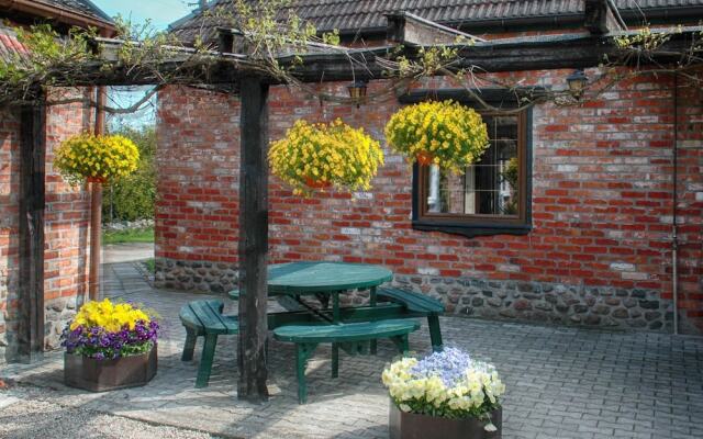 Apartment in a Stylish House in the Countryside Near the Sea