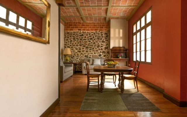 CASA SAUTO Cozy Luxury Suite in Historic Building