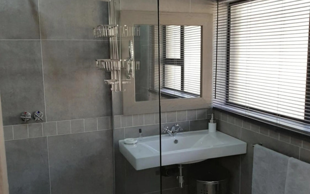 Studio 3 Churchill Lane Self catering accommodation