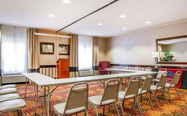 Comfort Suites Mobile East Bay