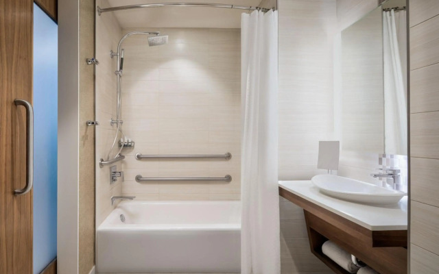 The Westin Dallas Downtown