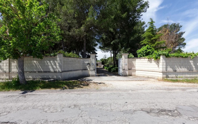 Villa Carmen With Garden And Pool