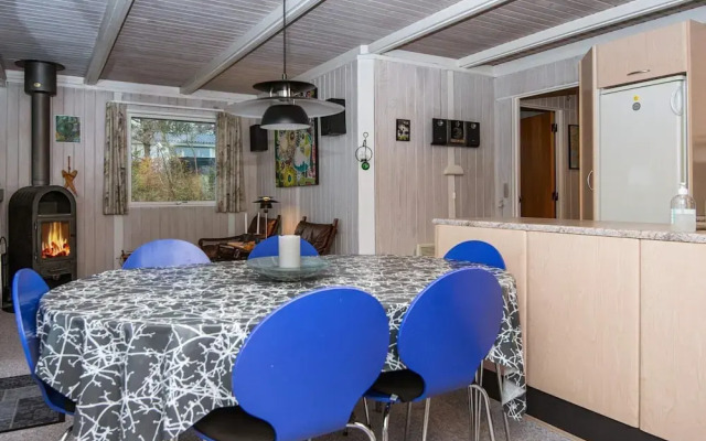 6 Person Holiday Home in Ebeltoft-by Traum