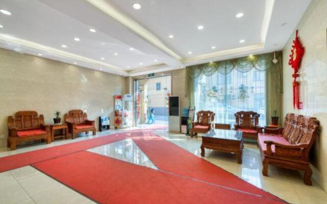 Q+ Bailing Ejia Business Hotel (Shanghai International Tourism Resort)
