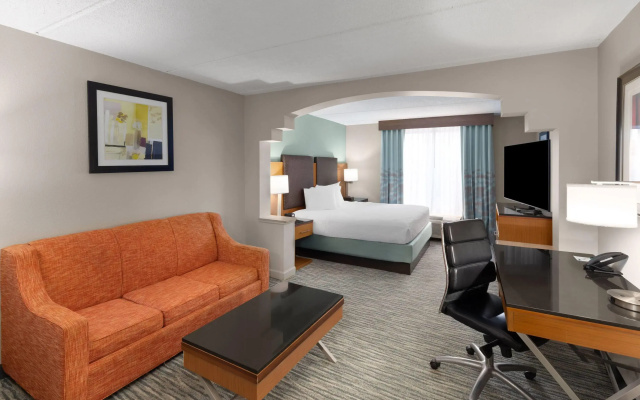Wingate by Wyndham Greensboro/Coliseum