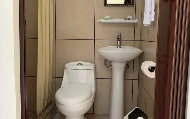Le Petit Hotel