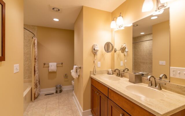 Massanutten's Regal Vistas by Tripforth