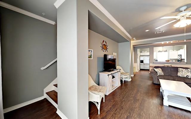 Coconutties - Three Bedroom Condo