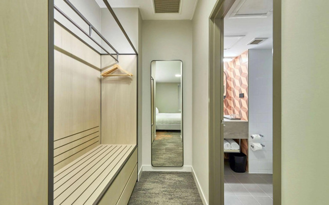 ibis Perth