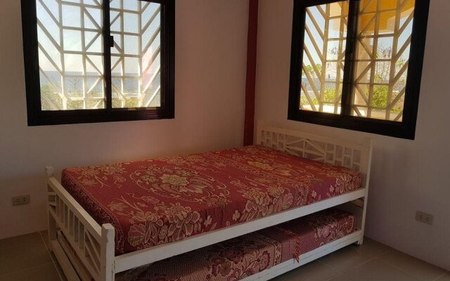 Paz Patar Beach House Resort