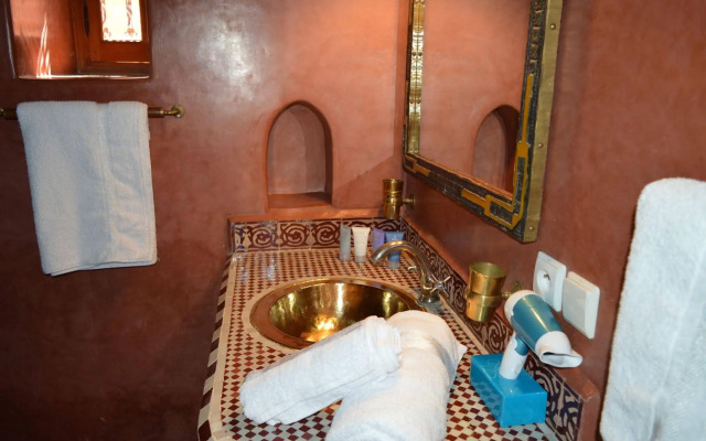 Riad Bonheur