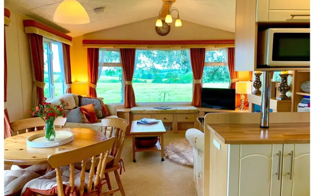 Charming 2-bed House