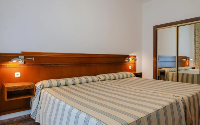 Port Europa Hotel