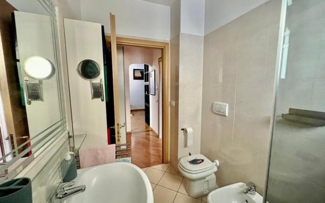 "La Casetta di Giò a Roma With Private Garden and Parking Space - by Beahost"