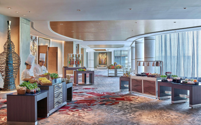 Shangri-La Residences at the Fort, Manila
