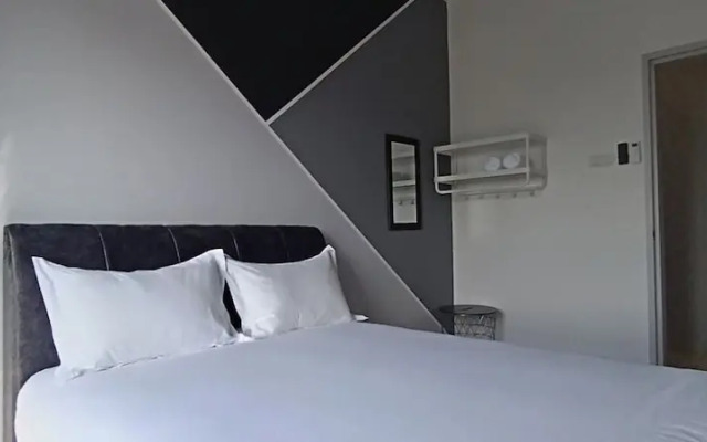 The Horizon Ipoh L18 by Grab A Stay