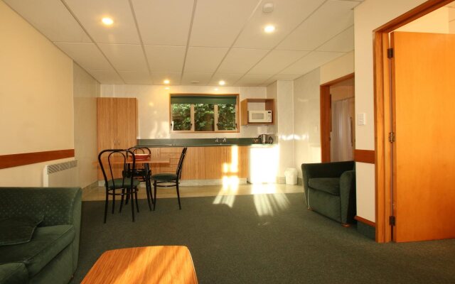 Amross Motel