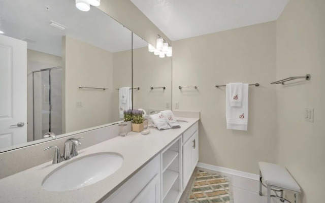 4741clock Unit208 3 Bedroom Townhouse