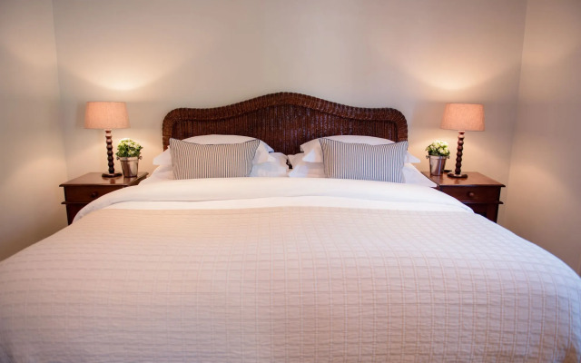 River Manor Boutique Hotel