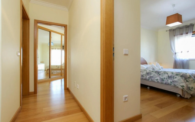 Atlantic Ocean Pool Apartment