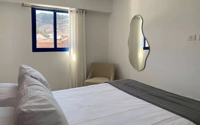 w Dazzling 1BR w Perfect Balcony in Cusco