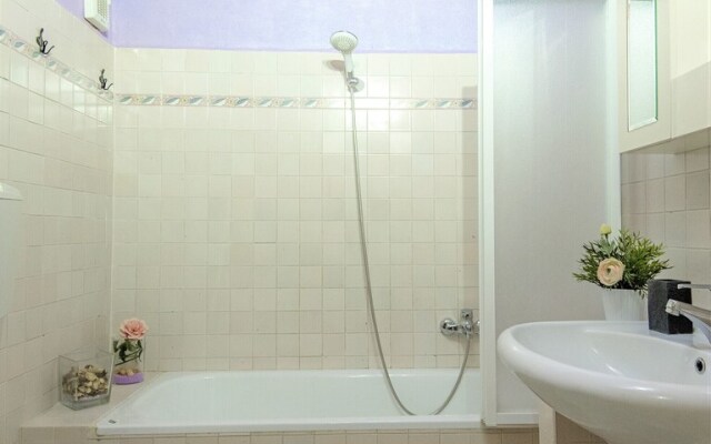 Il Portico Della Rocca