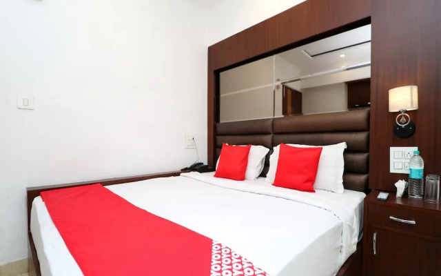 OYO 29950 Hotel Ml Pride