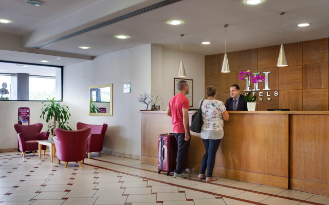 IH Hotels Firenze Business
