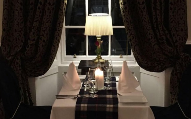 The Original Rosslyn Hotel