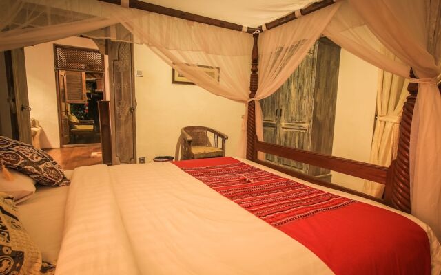 Rumah Nyaman Villa