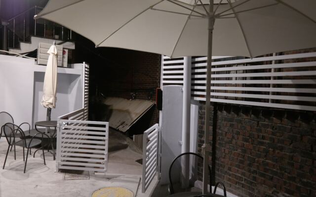 P.S. Guesthouse Itaewon - Hostel