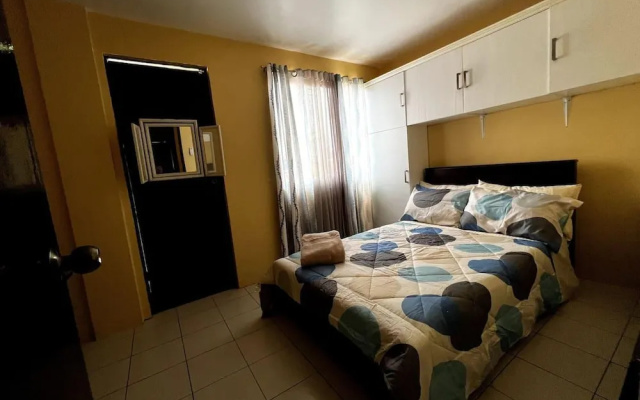 Casa Talisay Sleeps 6 With Garage